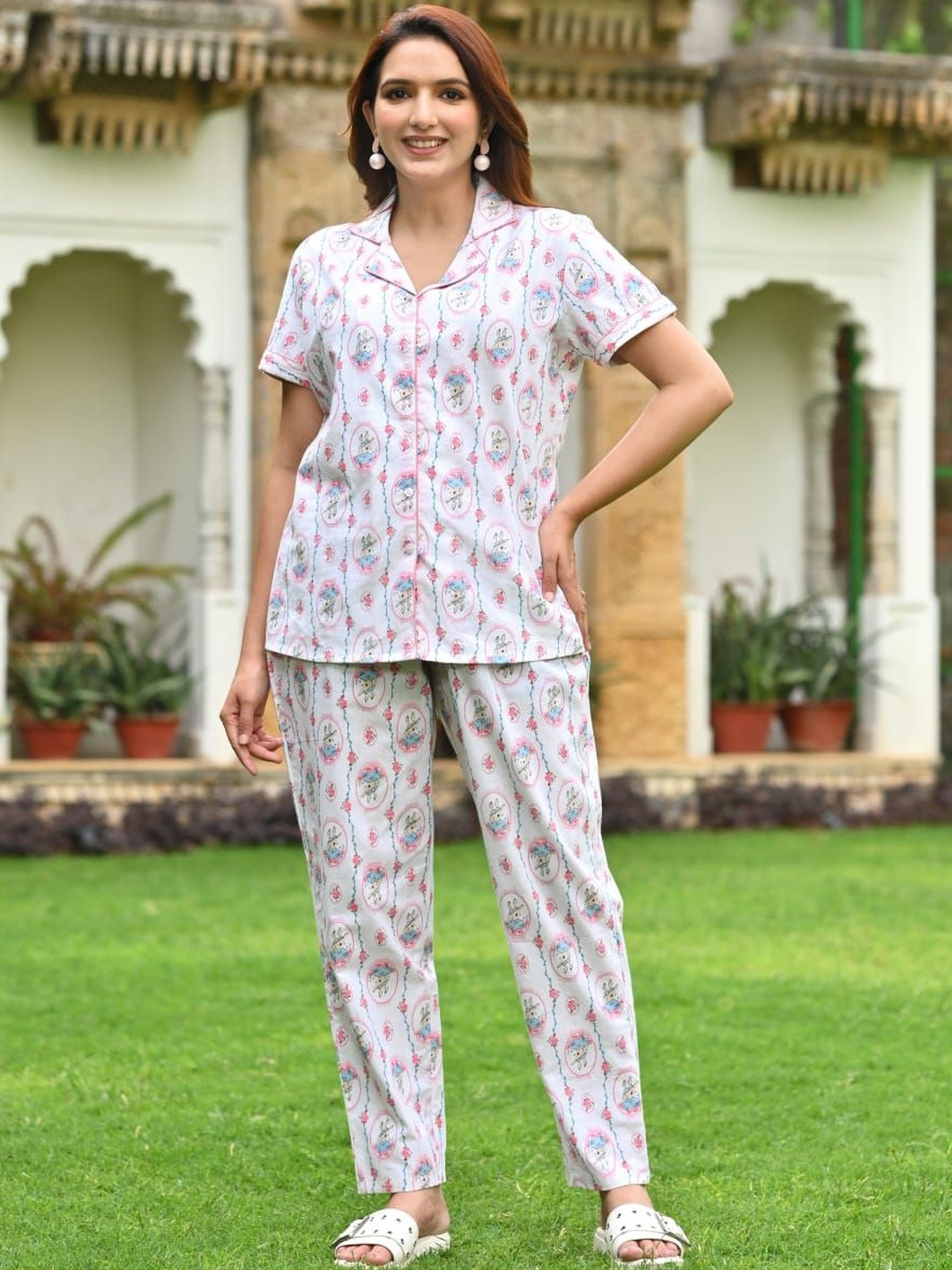 Blackoont Women Floral Printed Regular Pure Cotton Top with Pyjamas