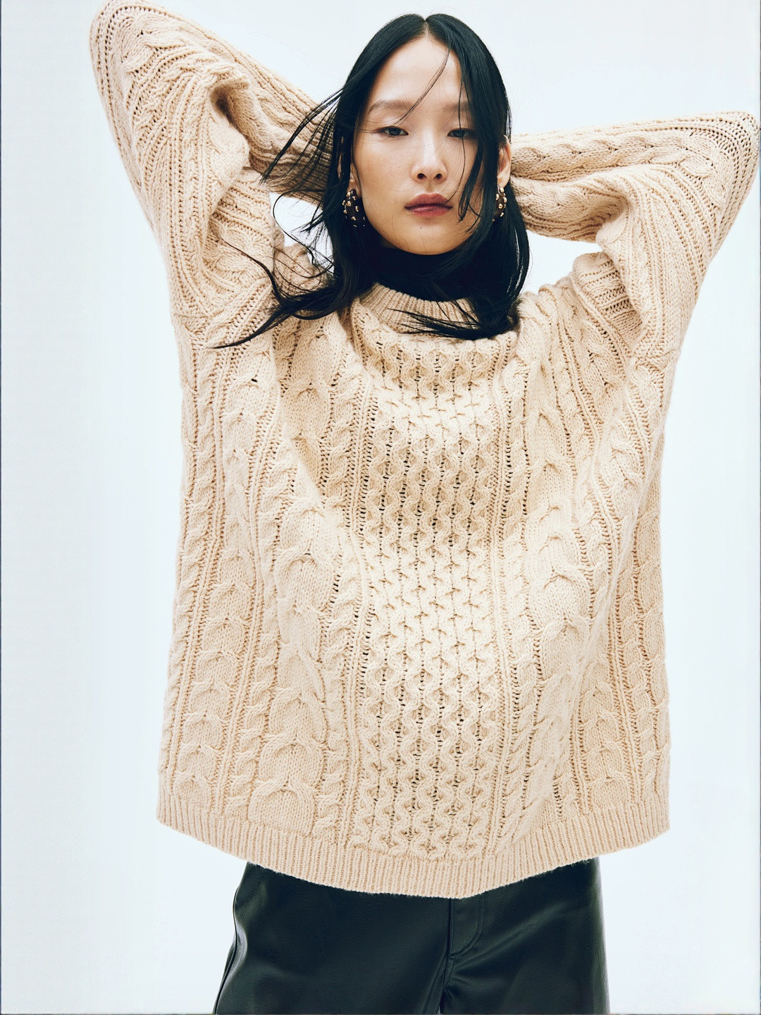 H&M Women Oversized Cable Knit Jumper