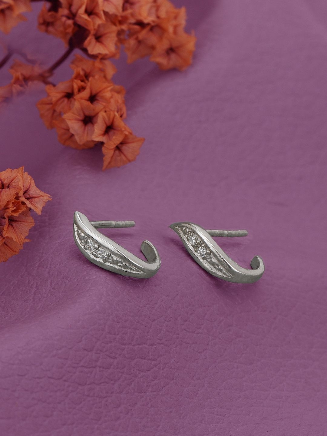 House of Pataudi 925 Sterling Silver Rhodium Plated Cubic Zirconia Leaf Half Hoop Earrings