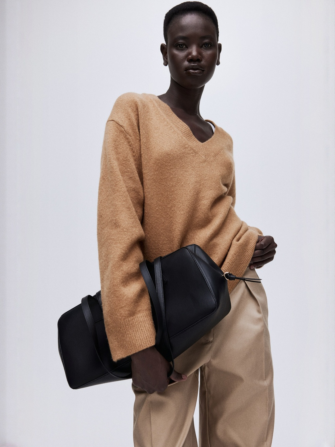 H&M Oversized V-Neck Jumper