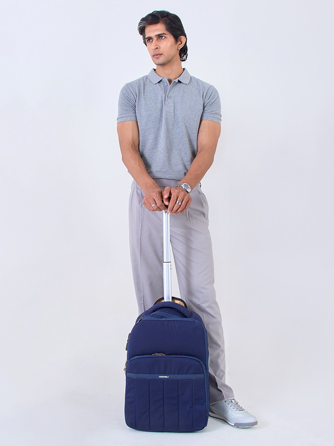 Assembly Rover Blue Premium 16 inch Laptop Trolley Backpack