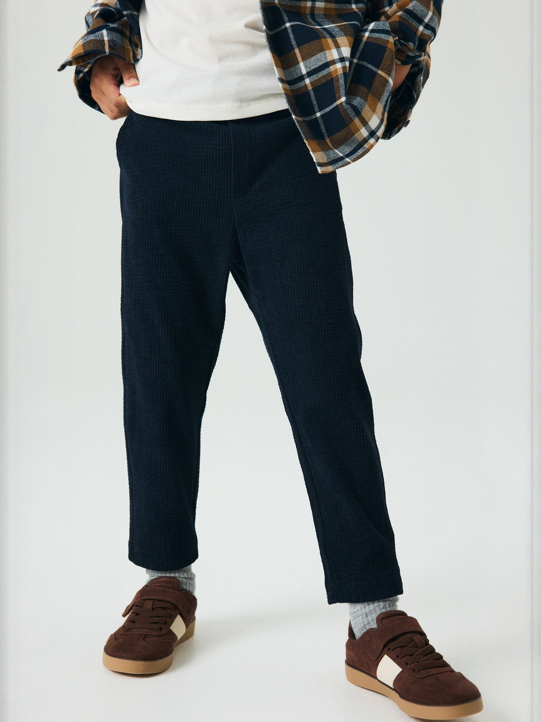 H&M Ribbed Velour Trousers