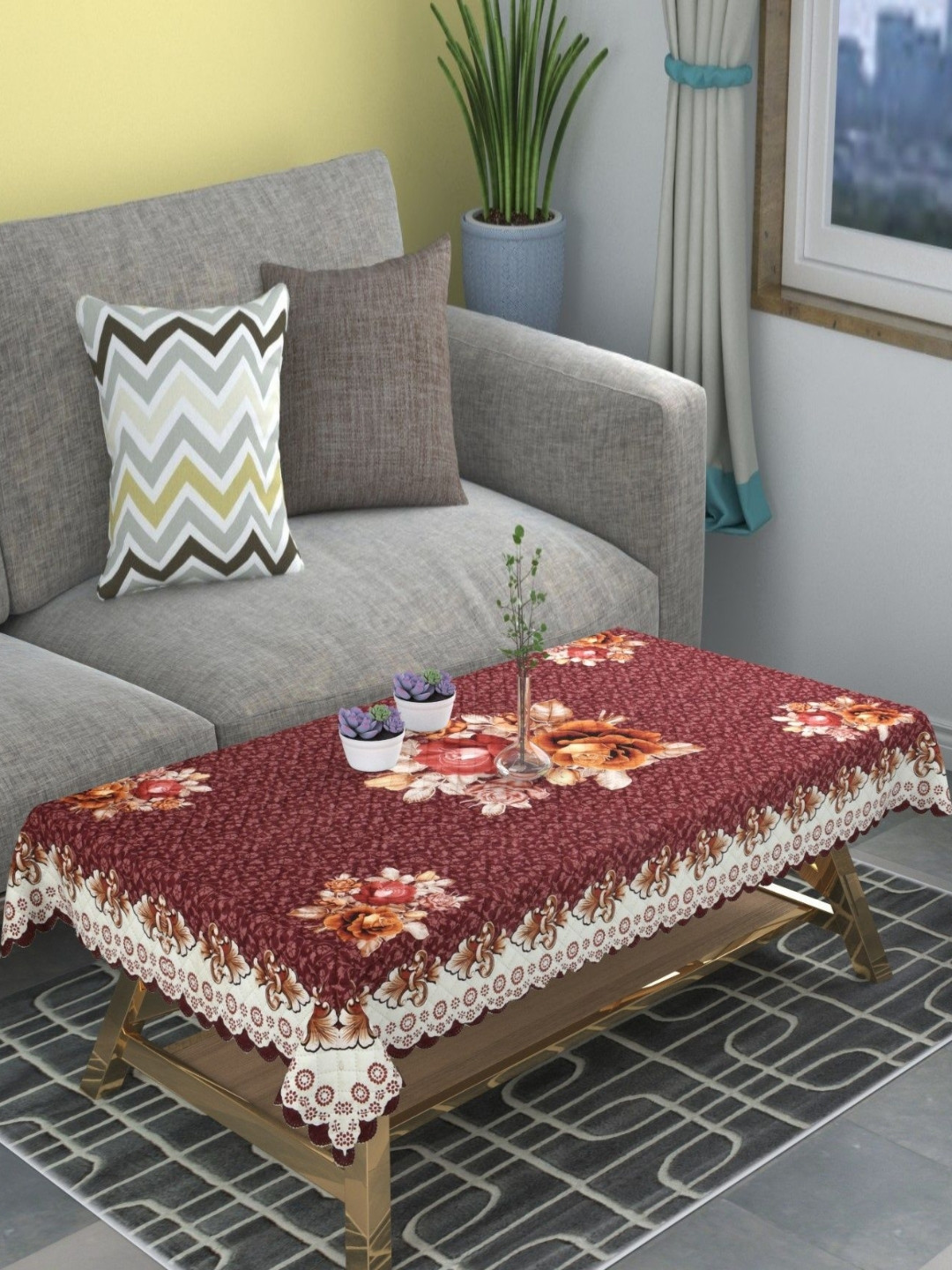 G TRADING HUB Brown Floral 4-Seater Table Cover with Textured details