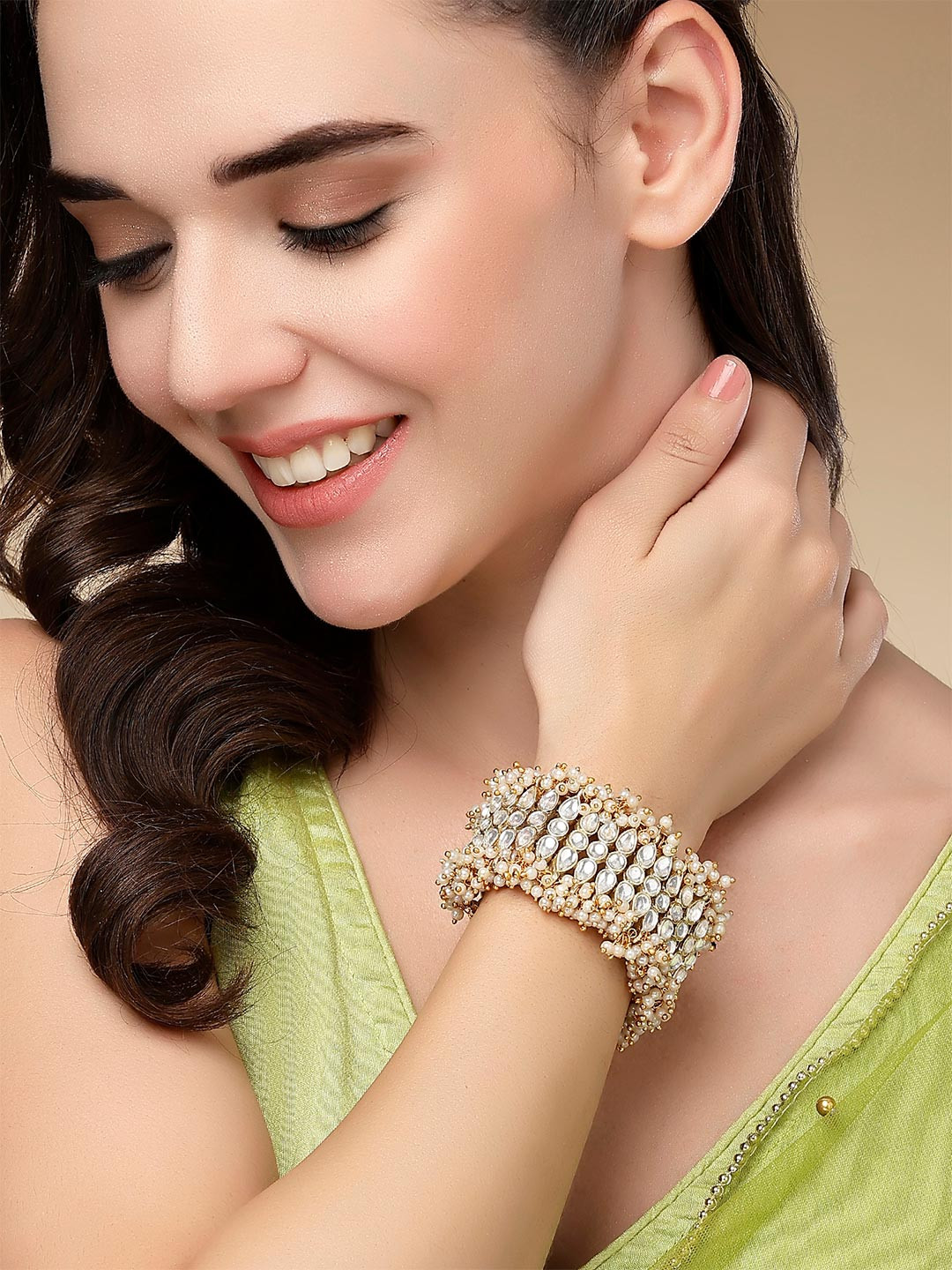 KARATCART Gold-Plated Kundan Link Bracelet