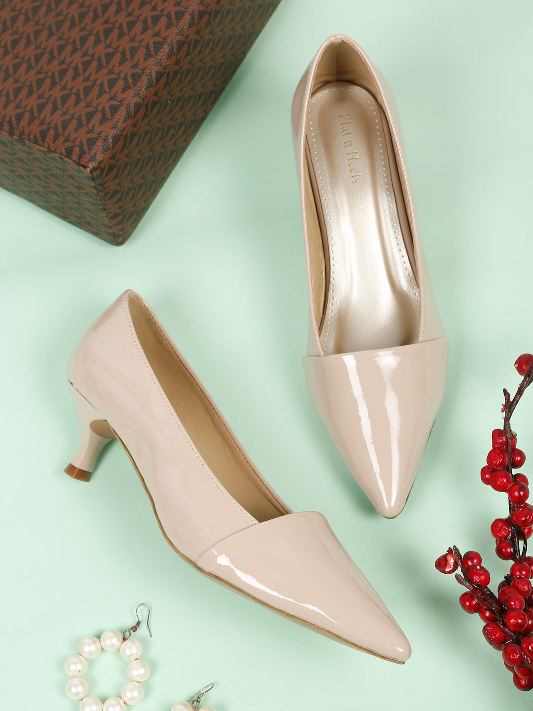 Flat n Heels Solid Pointed Toe Kitten Pumps