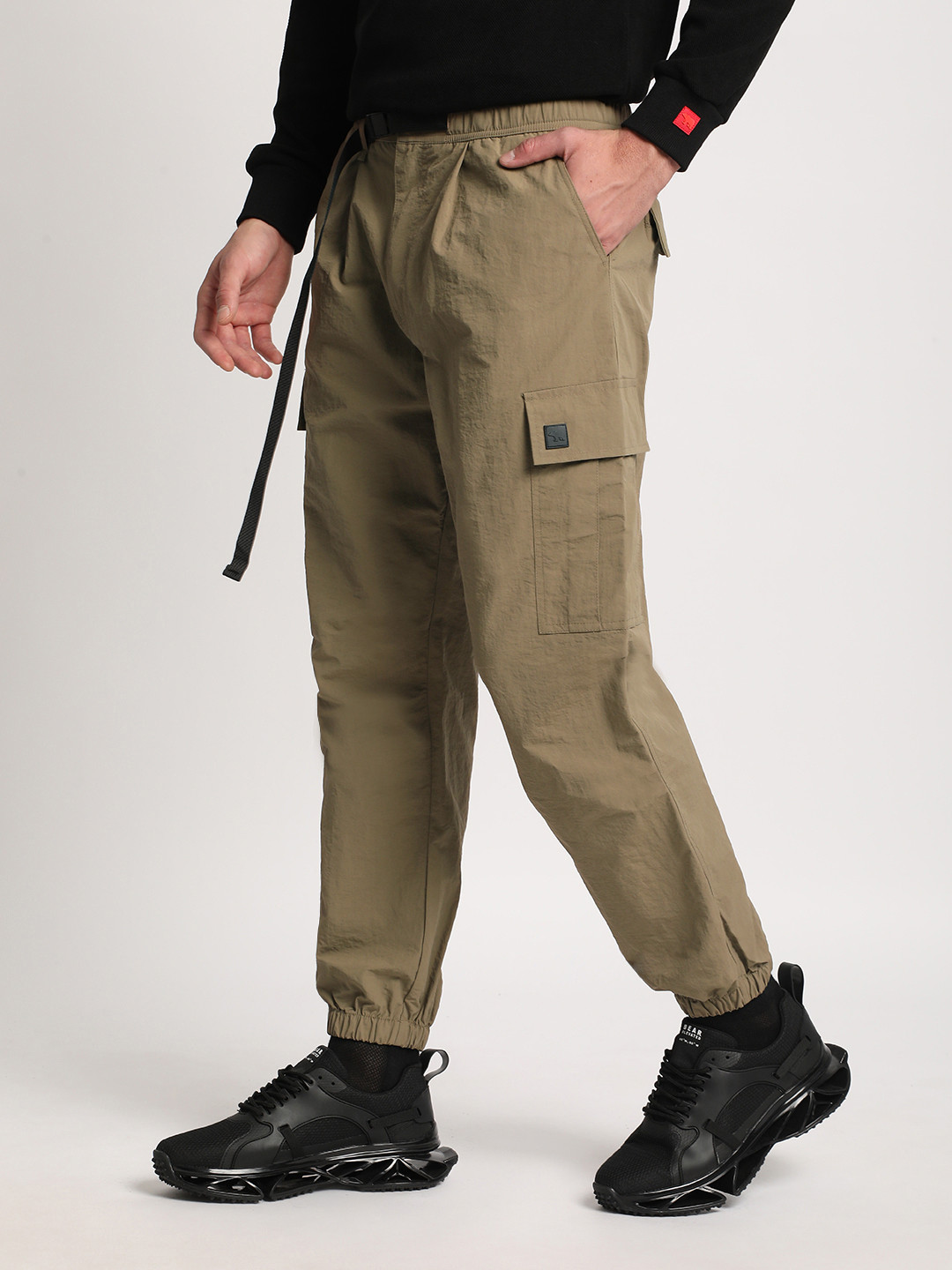 THE BEAR HOUSE Men Mid-Rise Easy Wash Regular Fit Cargos Trousers