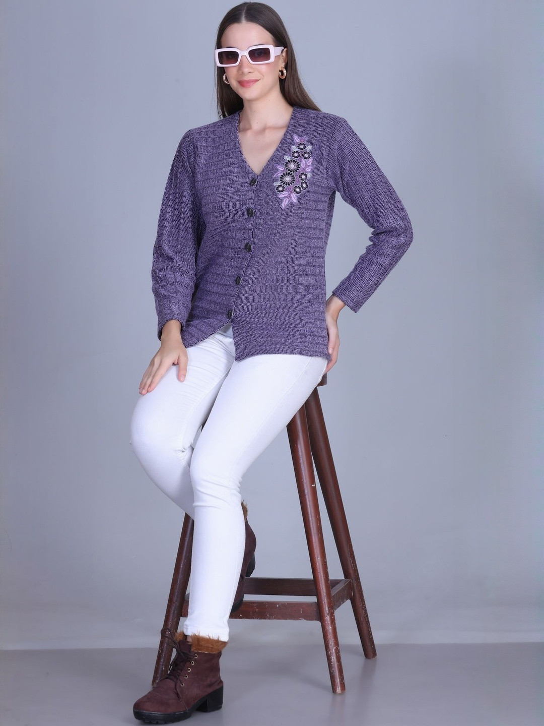 AREEMAS Women V-Neck Long Sleeves Woollen Top