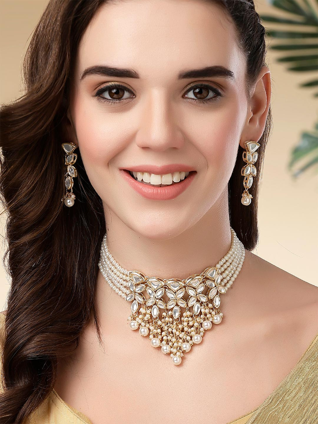 KARATCART Gold-Plated Kundan-Studded & Artificial-Beaded Jewellery Set