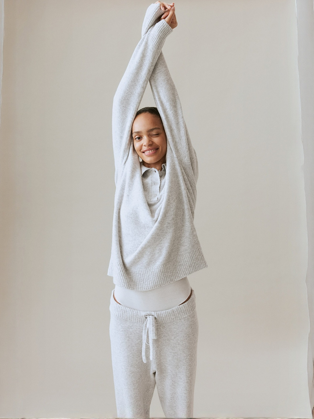 H&M Fine-Knit Collared Jumper