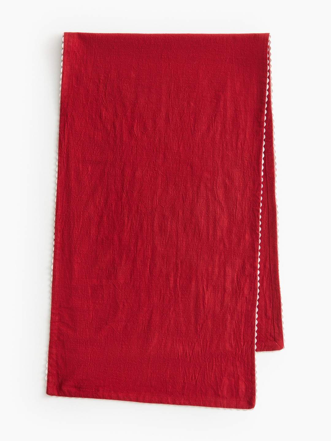 H&M Scalloped-Edge Table Runner