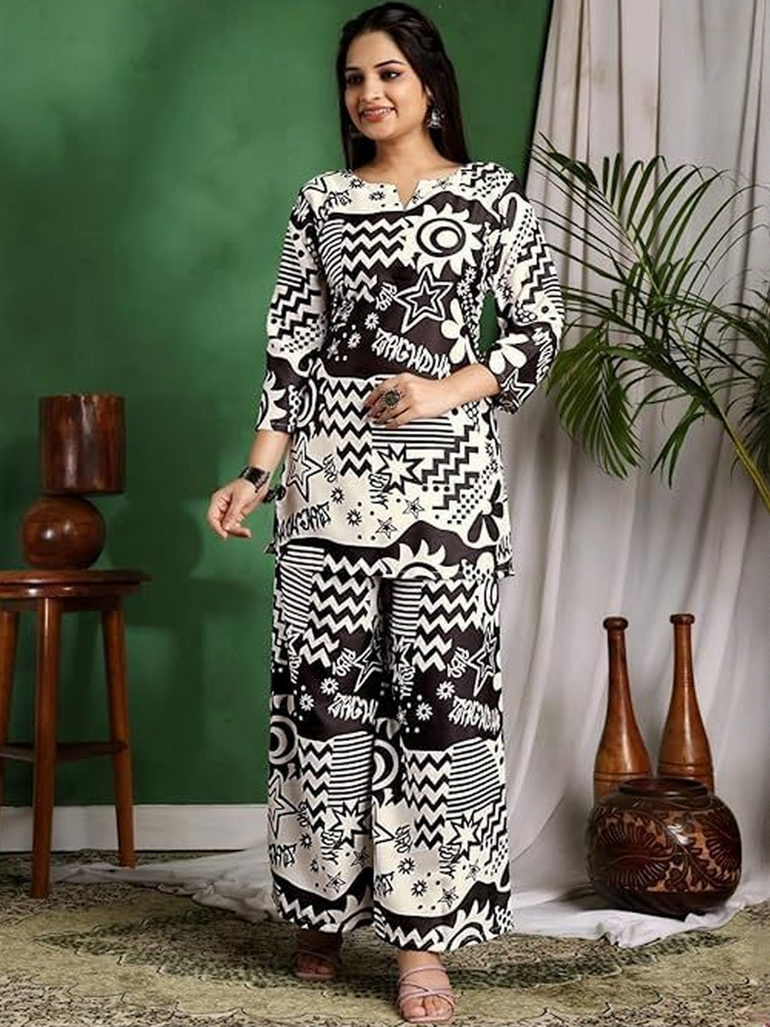 FOLENNE Floral Printed Round Neck Pure Cotton Tunic With Palazzos