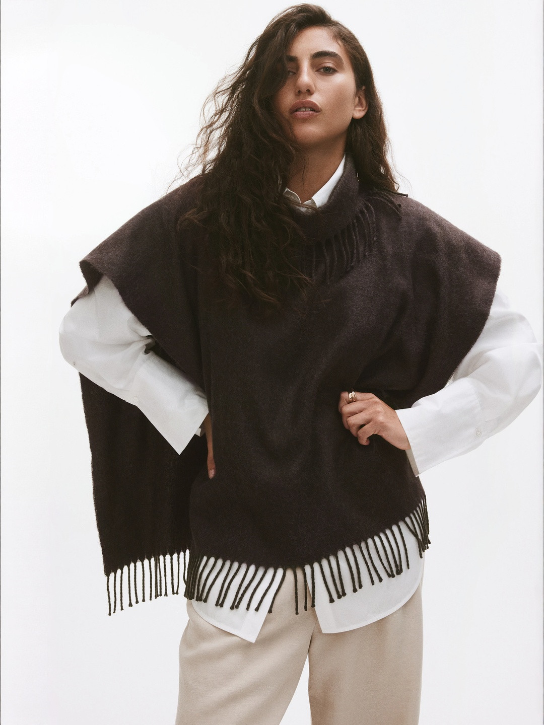 H&M Women Fringe-Trimmed Cape