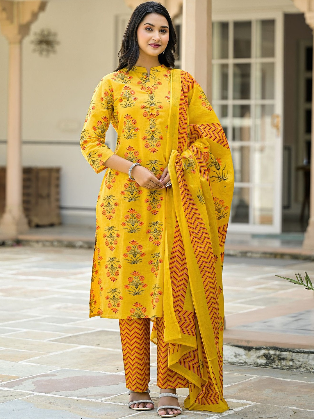 SHIFORY Women Ethnic Motifs Printed Pure Cotton Kurta With Trousers & Dupatta Kurta Sets