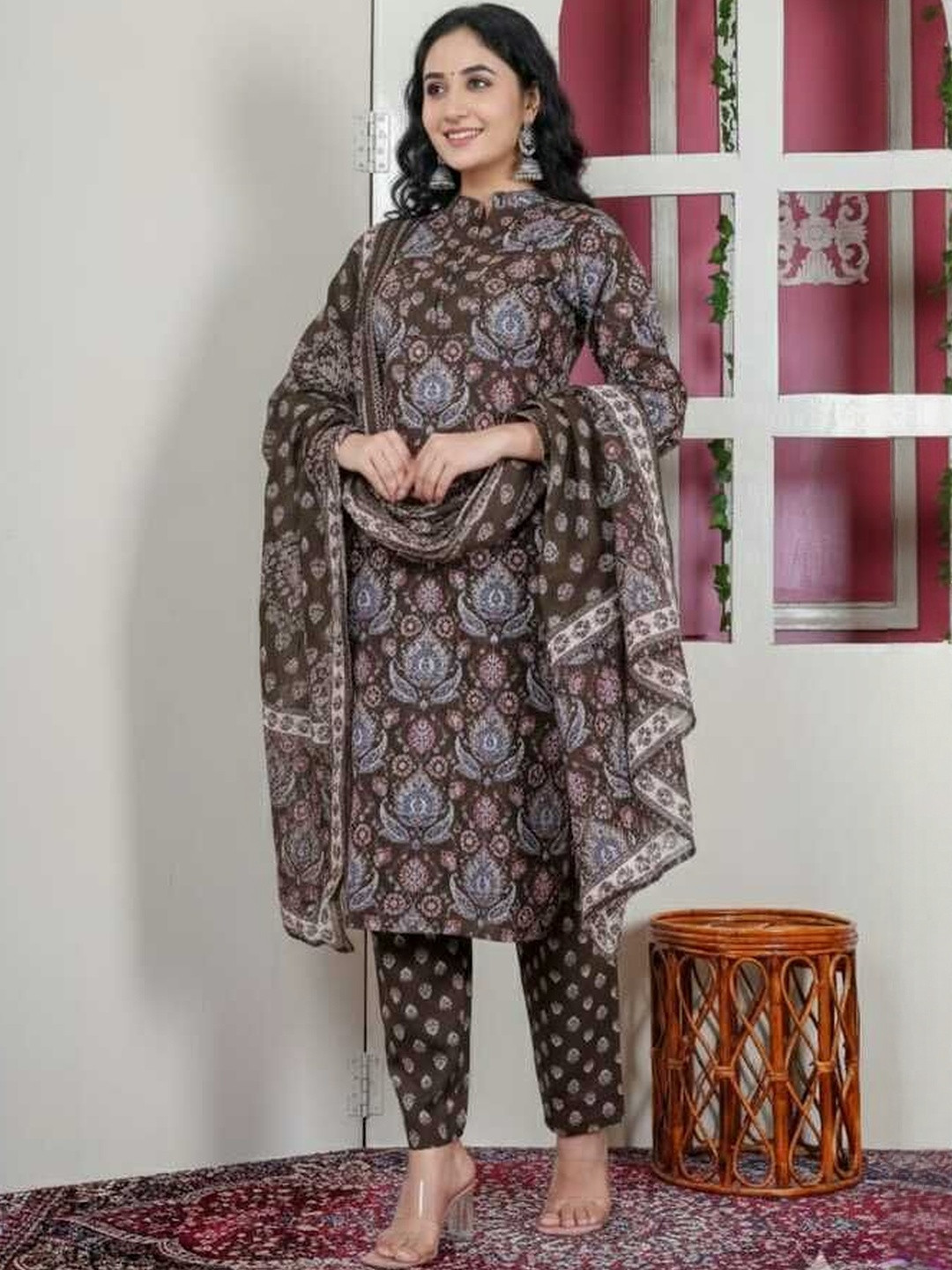 The Tinge Floral Printed Mandarin Collar Regular Pure Cotton Kurta With Trousers & Dupatta