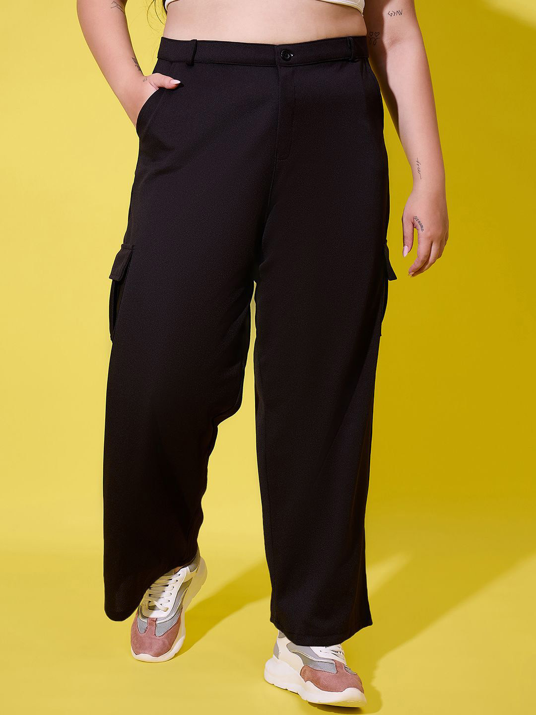 BUY NEW TREND Women Relaxed Fit High-Rise Easy Wash Cargo Styles Trousers