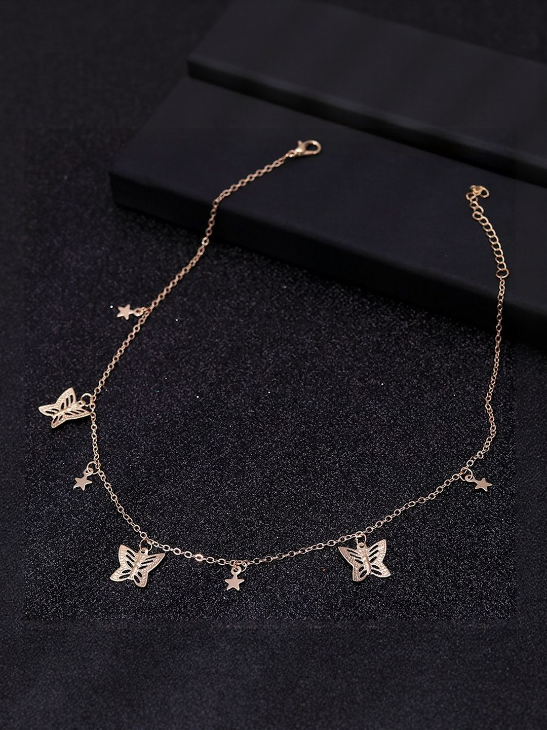 Stoln Butterfly Shaped Link Chain Minimal Necklace