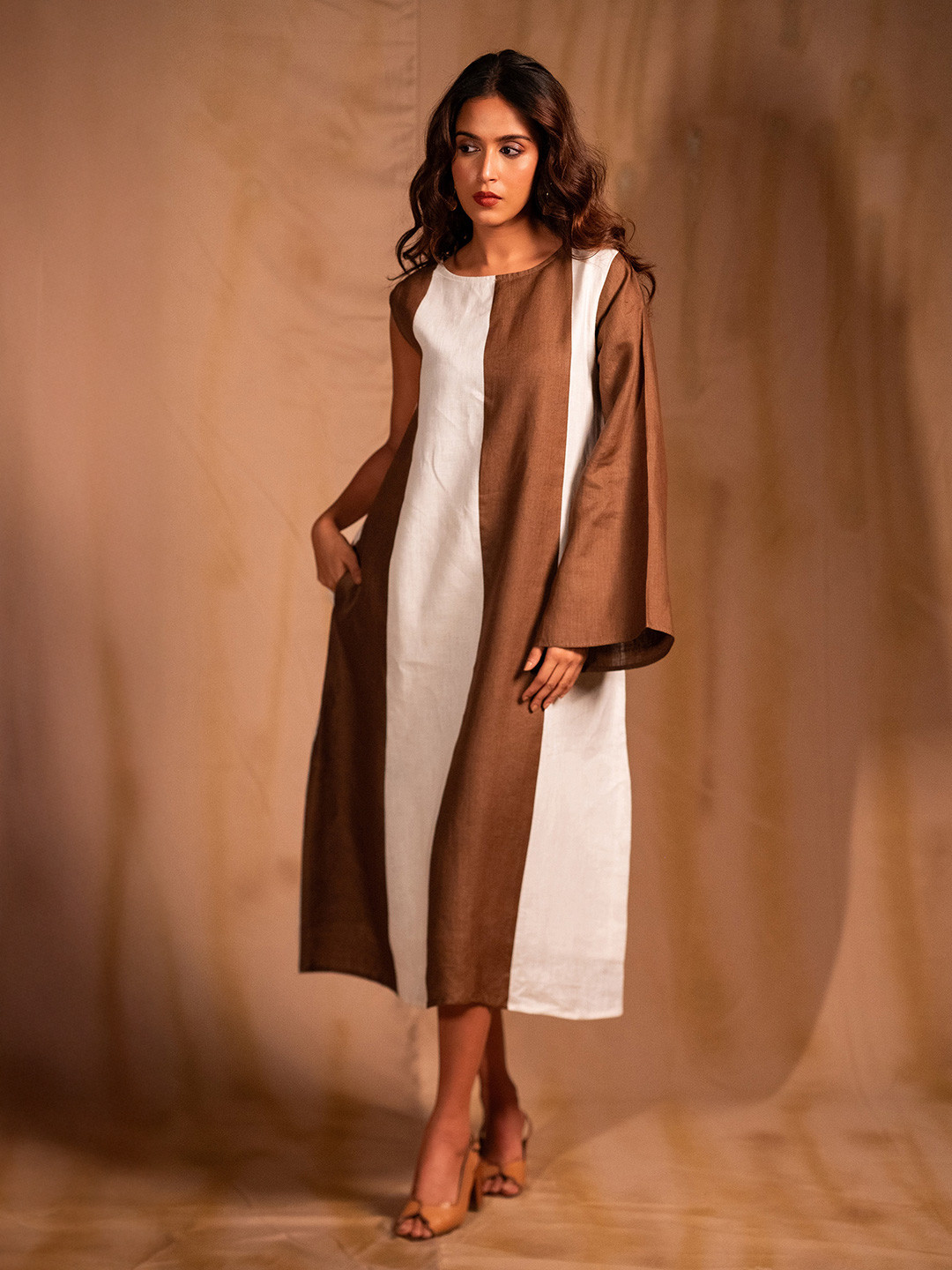 dhaaga Victoria Colourblocked Linen A-Line Midi Dress