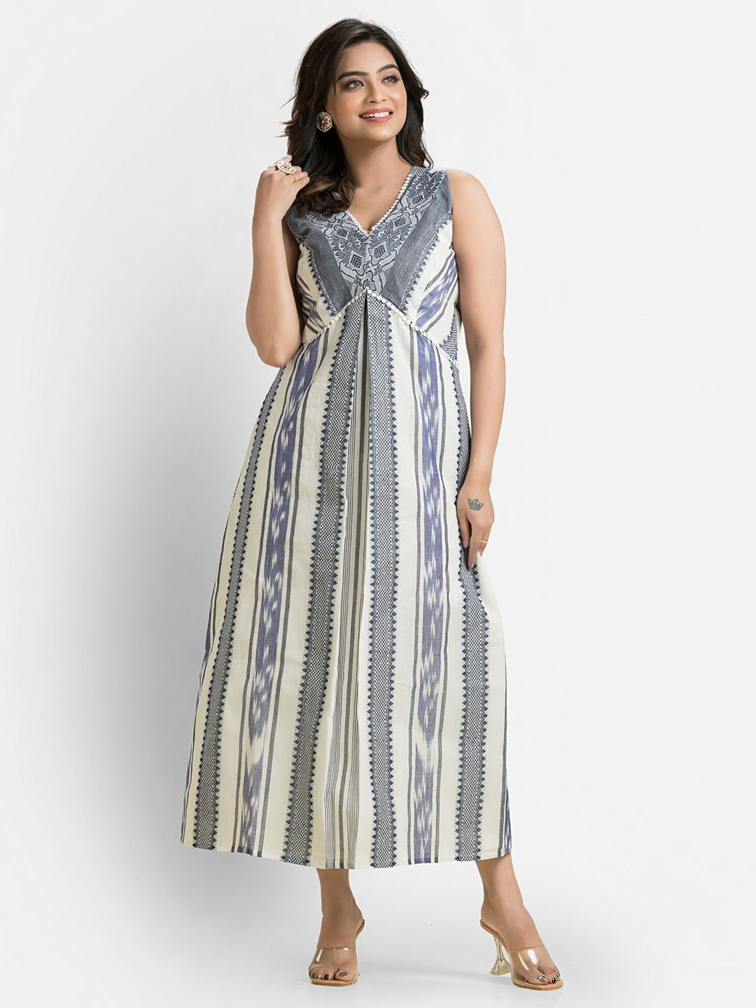 Crazy Needle Women Printed Dhaniakhali Cotton Maxi Dress