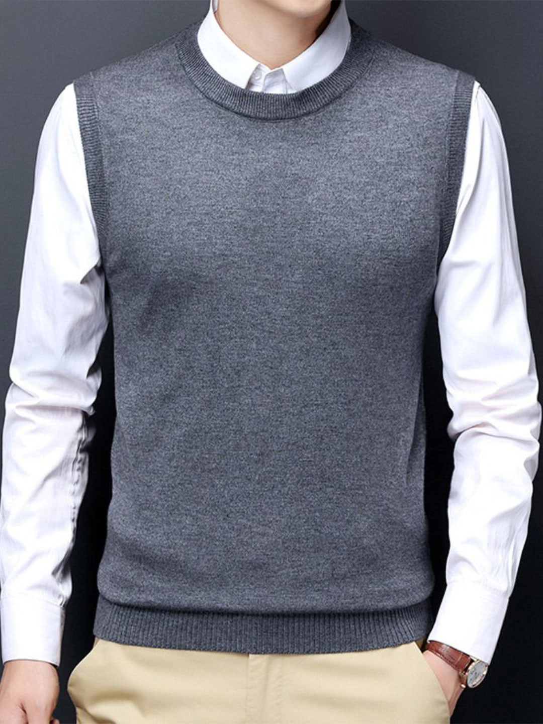 StyleCast Men Round Neck Sleeveless Sweater Vest