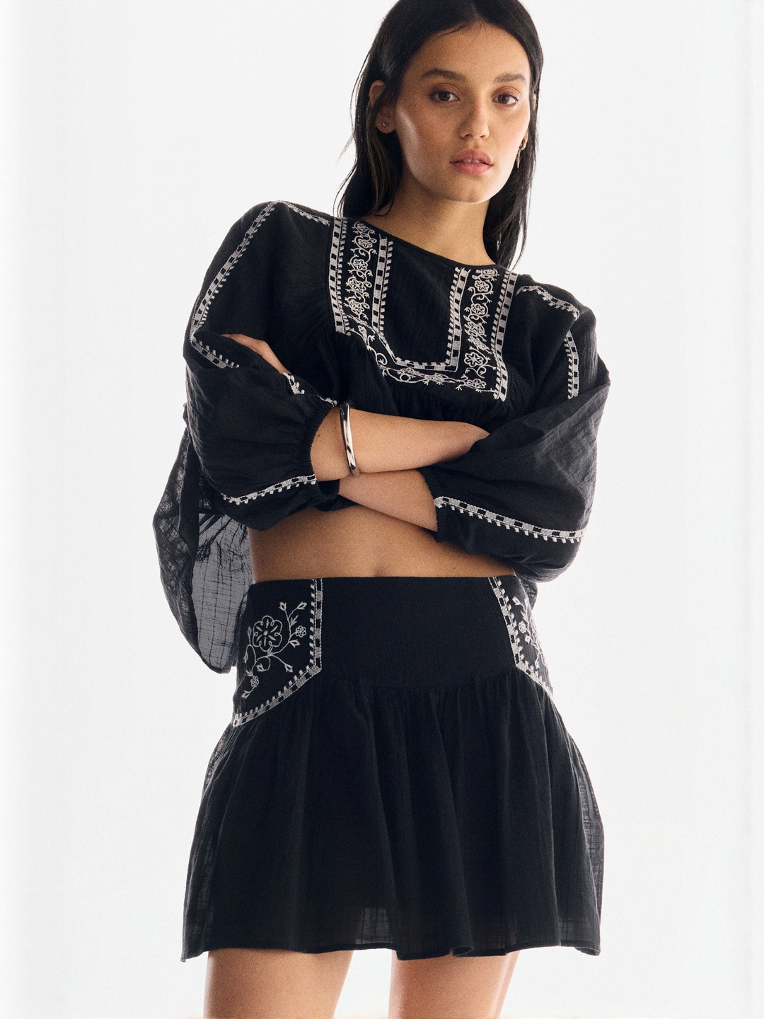 H&M Women Floral Embroidered Pure Cotton A-Line Skirt