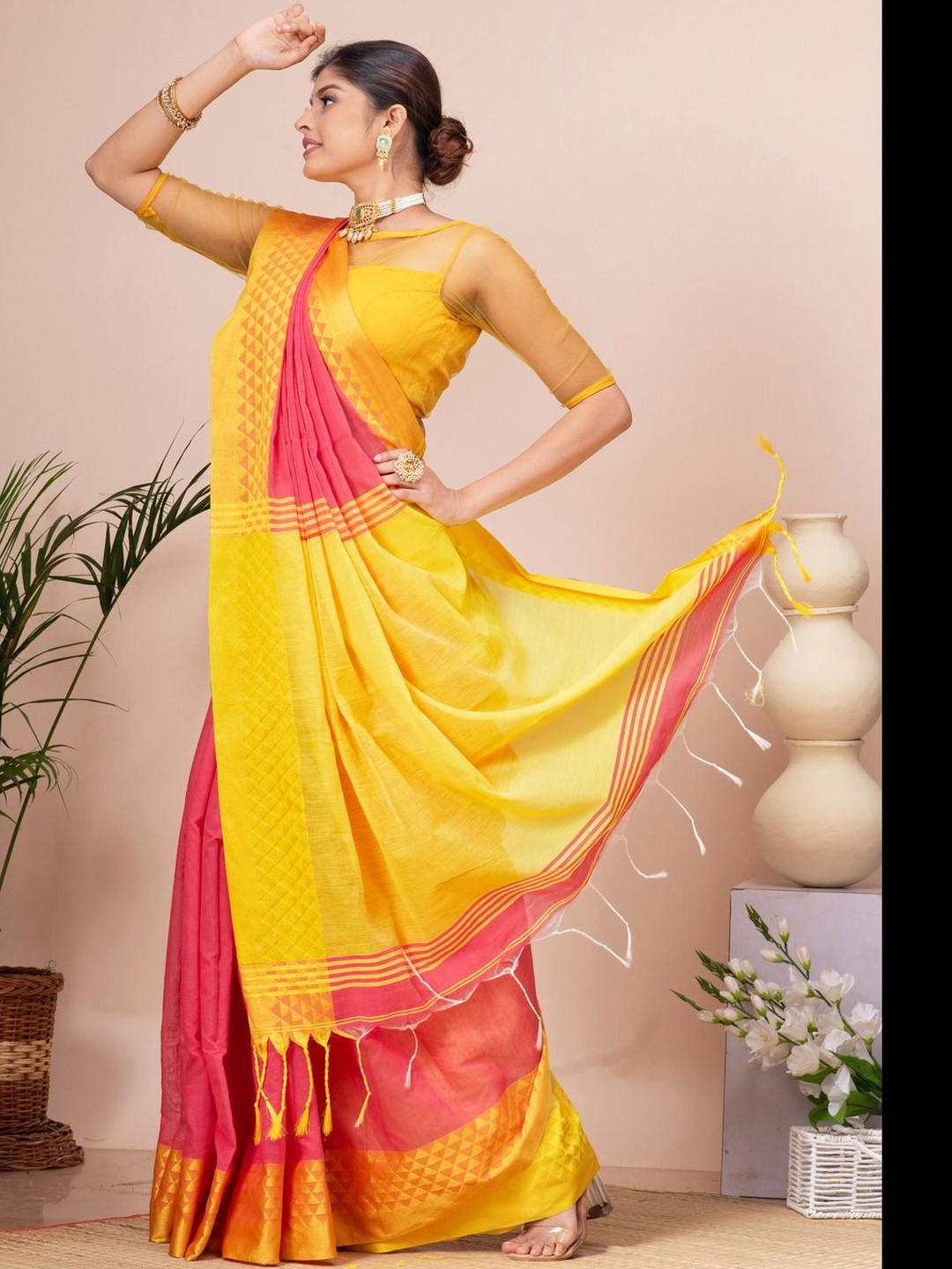 Crochetin Women Woven Design Silk Cotton Saree With Blouse Piece