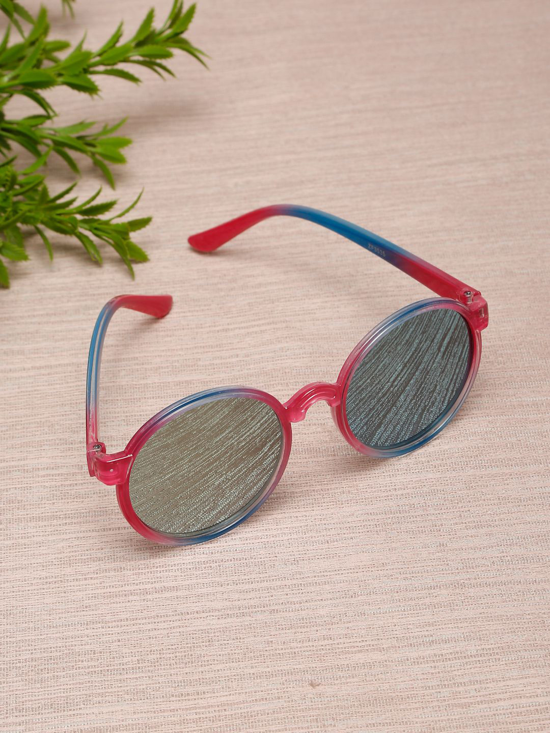 Stoln Girls Grey Lens & Black Round Sunglasses With UV Protected Lens 3535C