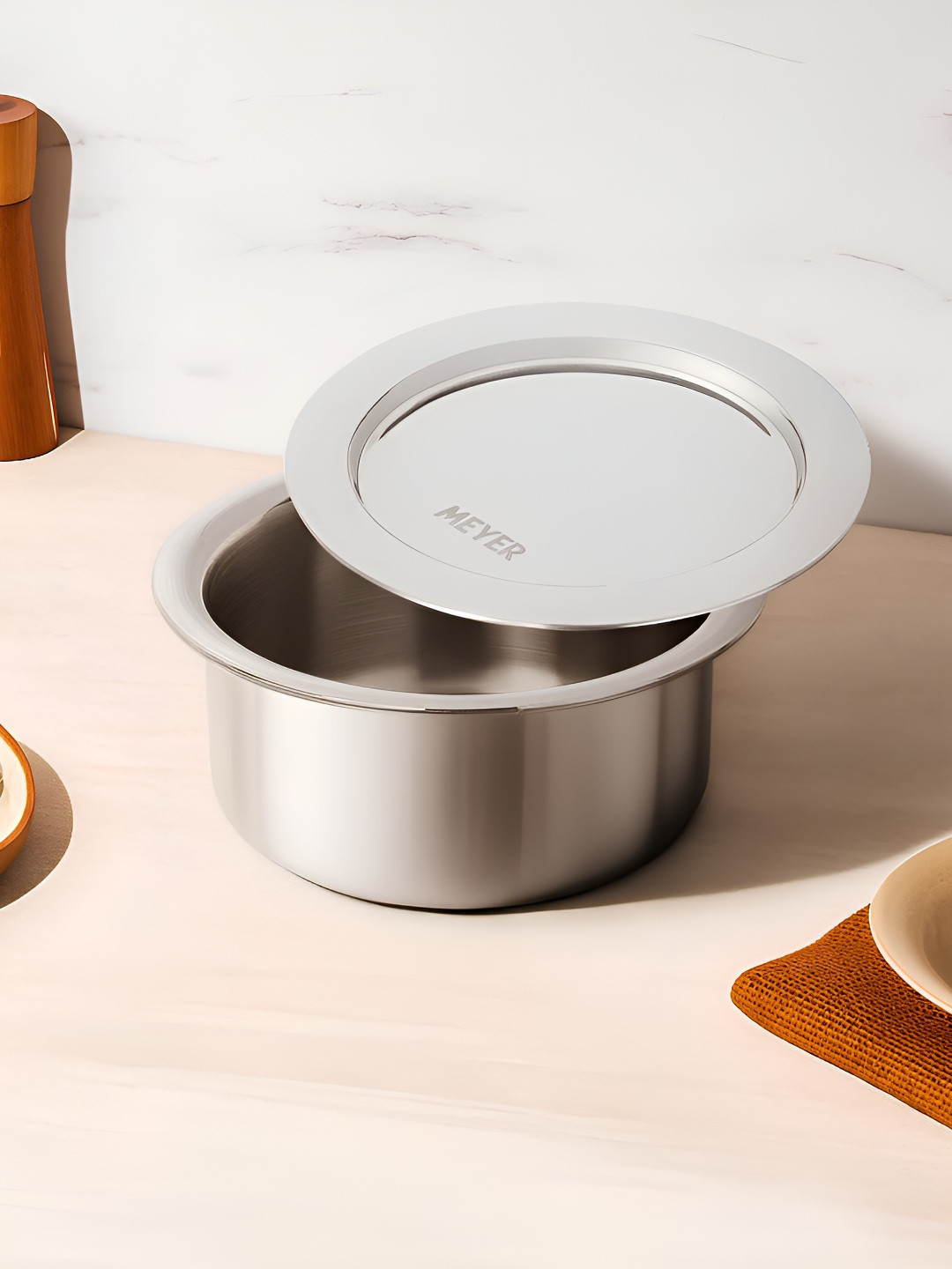 MEYER Trivantage 16 cm Tri-Ply Stainless Steel Tope With Lid- 1.5L