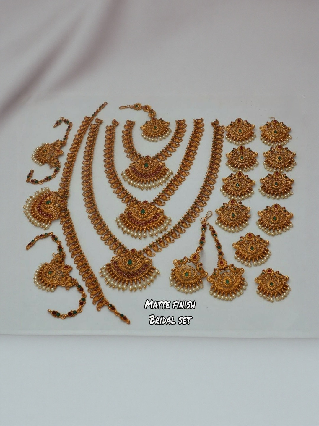 ANSHI ART Silver Gold-Plated Artificial Temple Stones Studded & Beaded Necklace