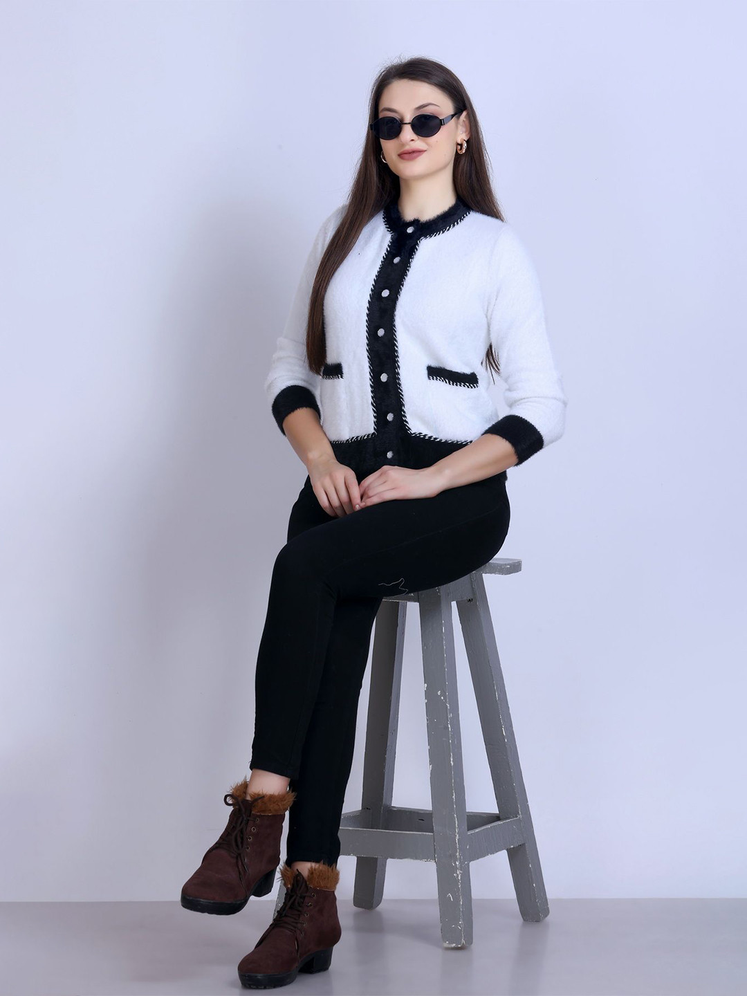 Winter Wonders Women Colourblocked Full sleeve Acrylic Cardigan Sweaters