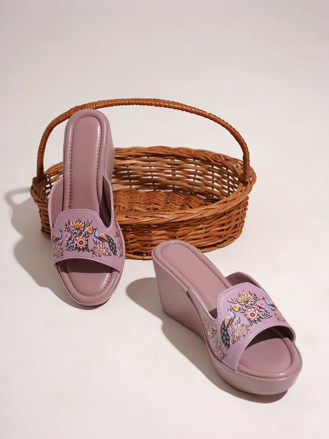 Froh Feet Women's Eastern Embellished Wedge Heel Sandals