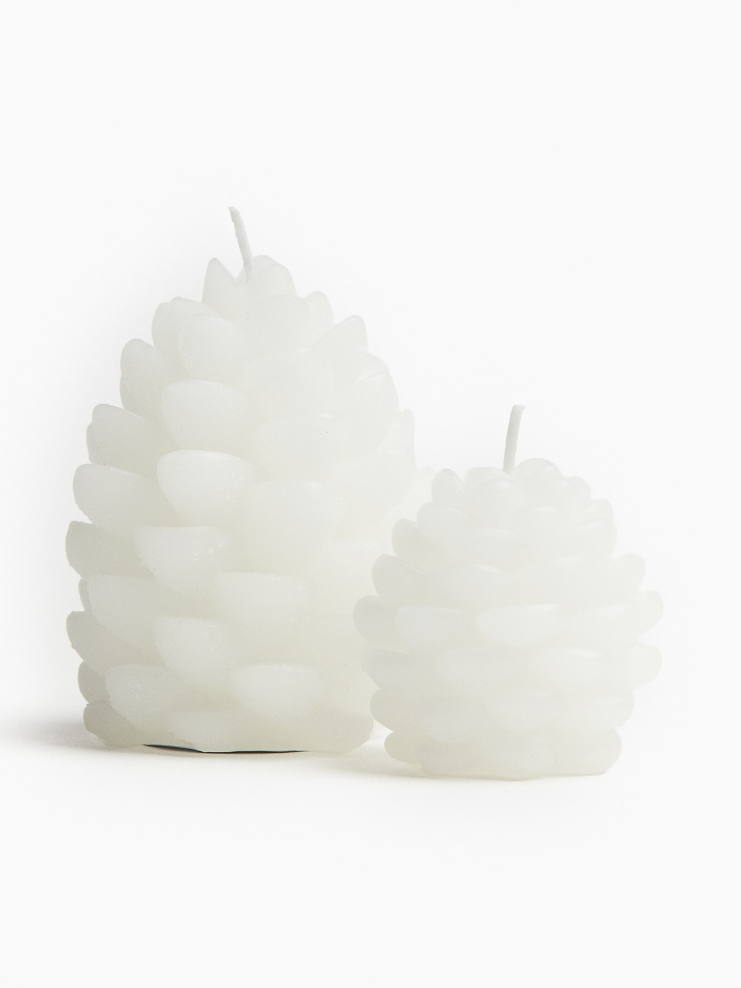 H&M Pine Cone Shaped Candle