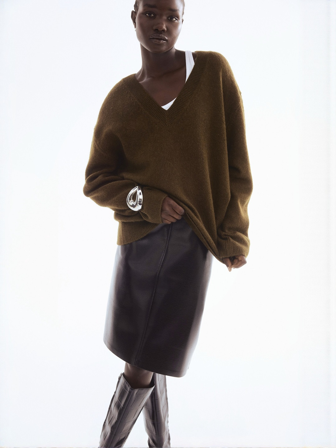 H&M Women Oversized V-Neck Jumper