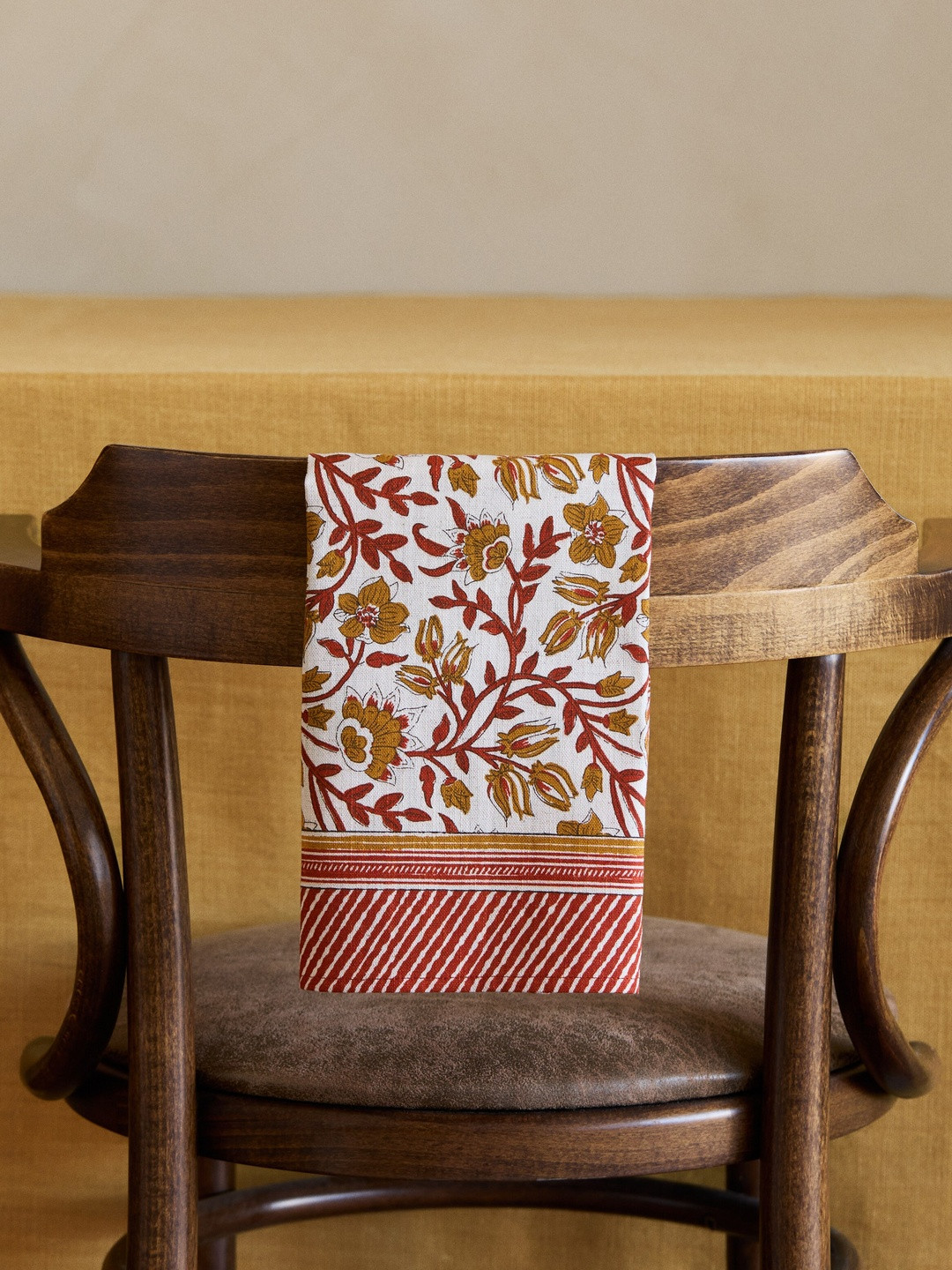 H&M 4-Pack Patterned Napkins