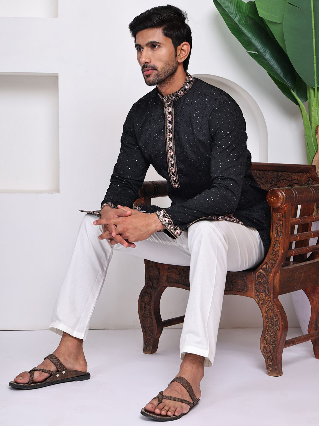 RANGKALP Men Black Embroidered Thread Work Straight Kurta