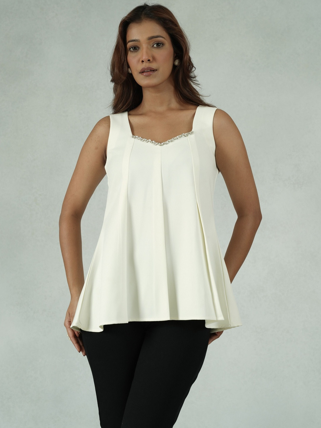 SAKU Jessica Women Solid Sequined V-Neck Sleeveless A-Line Top