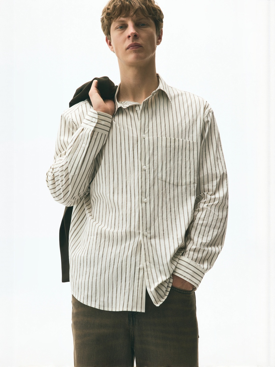 H&M Men Relaxed Fit Poplin Shirt