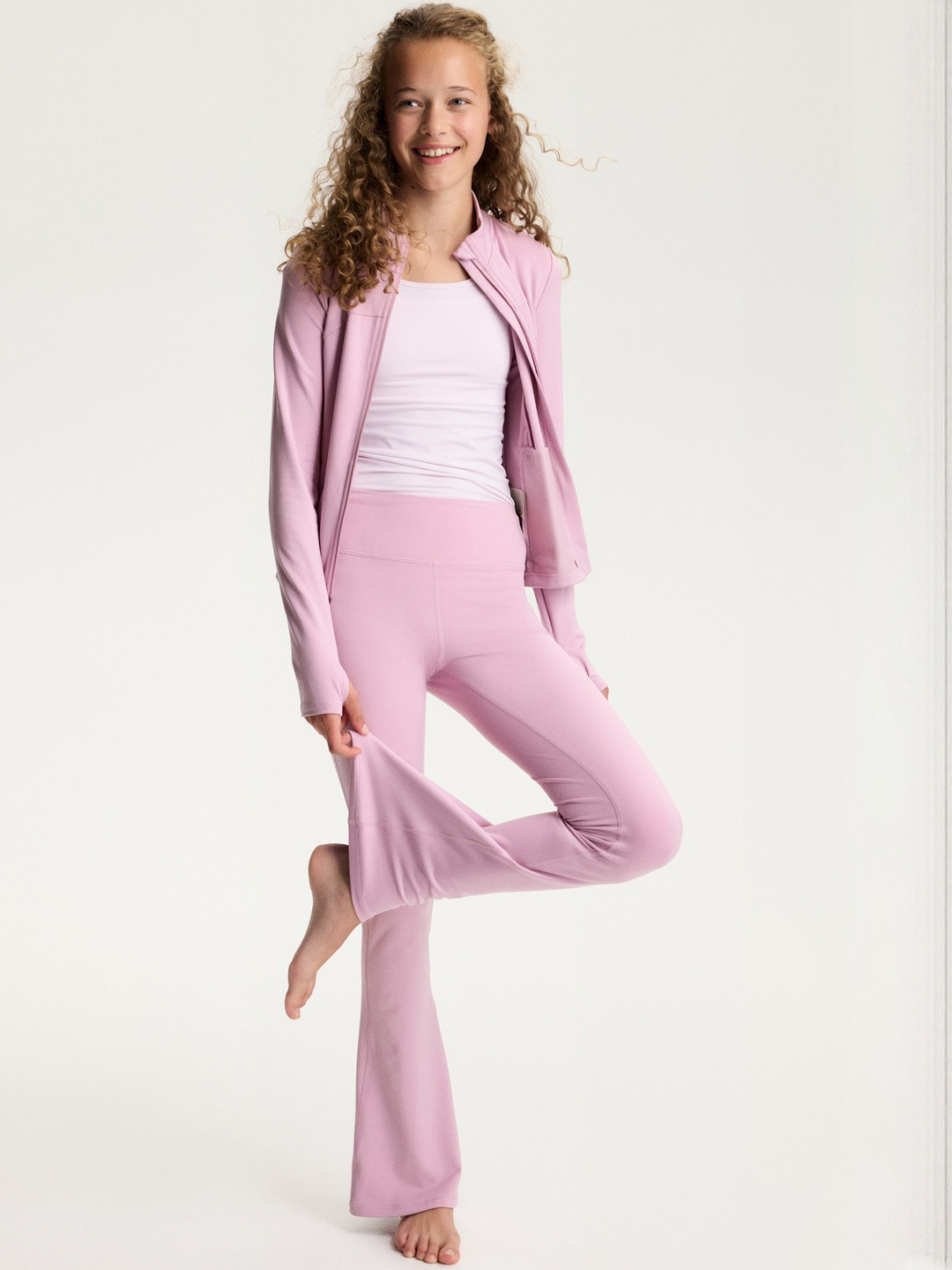 H&M Girls Flared Sports Leggings With Dry Move