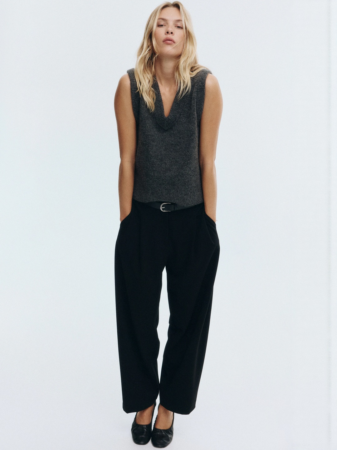 H&M Short Sweater Vest