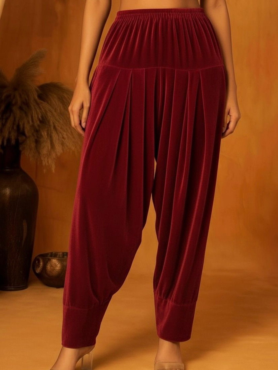 SHADES OF FAASHION Women Loose Fit High-Rise Velvet Salwar