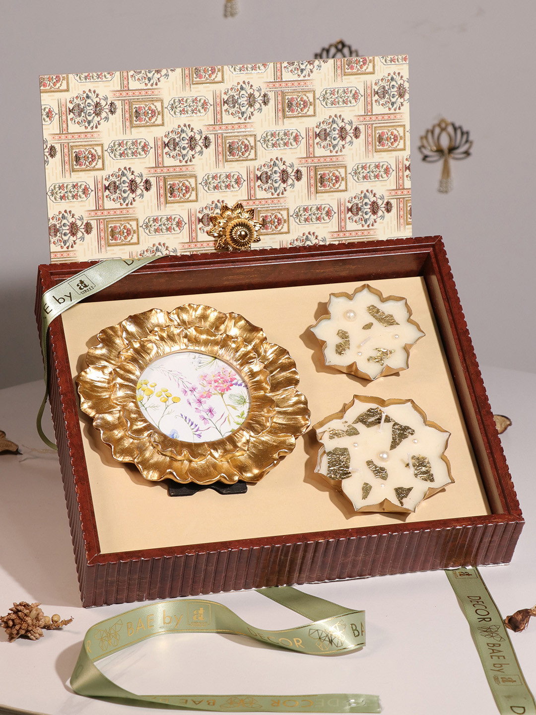 Art Street Round Shape Photo Frame with Urli Diya Mdf Diwali Gift Hamper Box