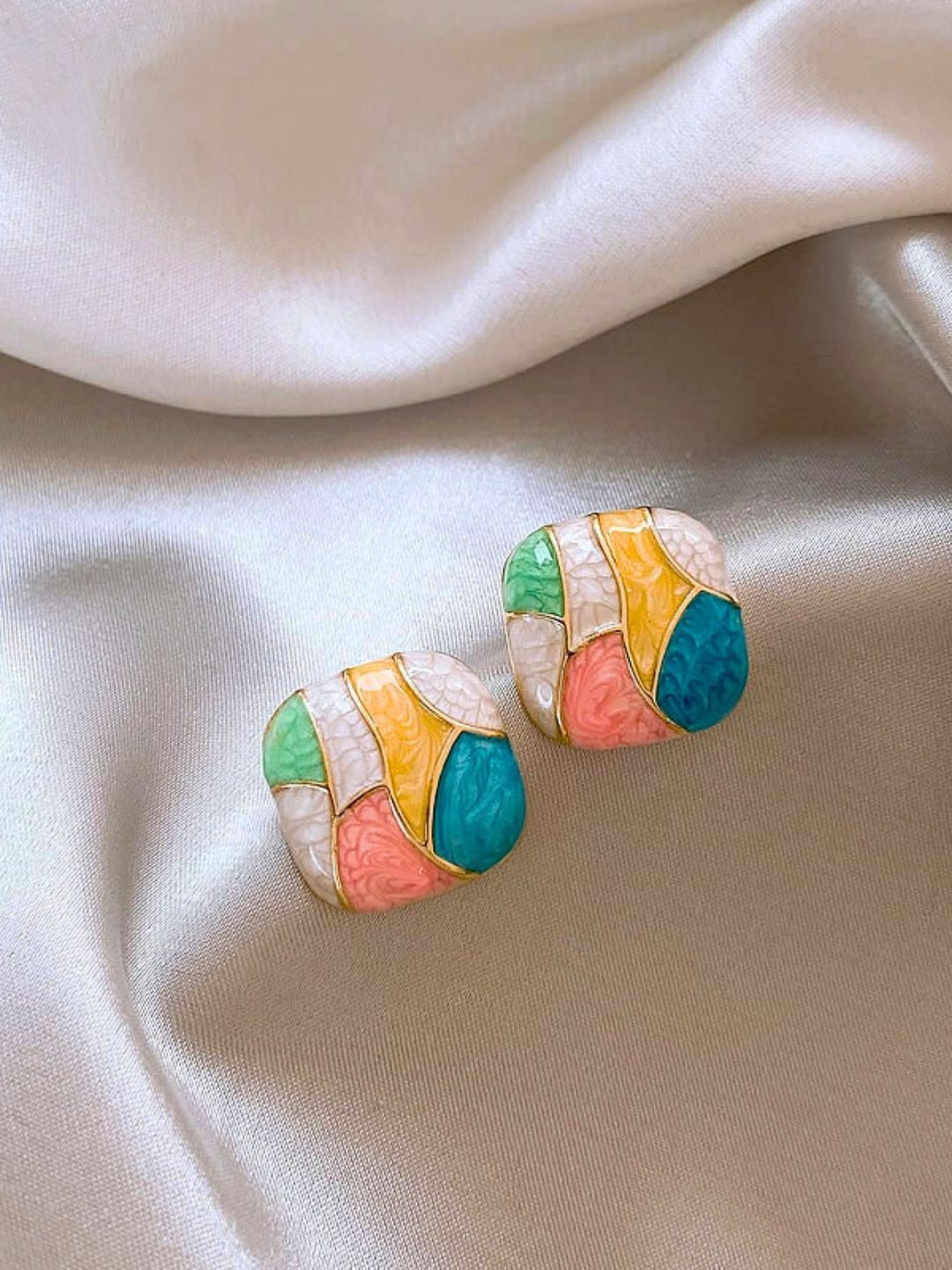 Tipsy closet Stainless Steel Gold-Plated Geometric Shaped Studs