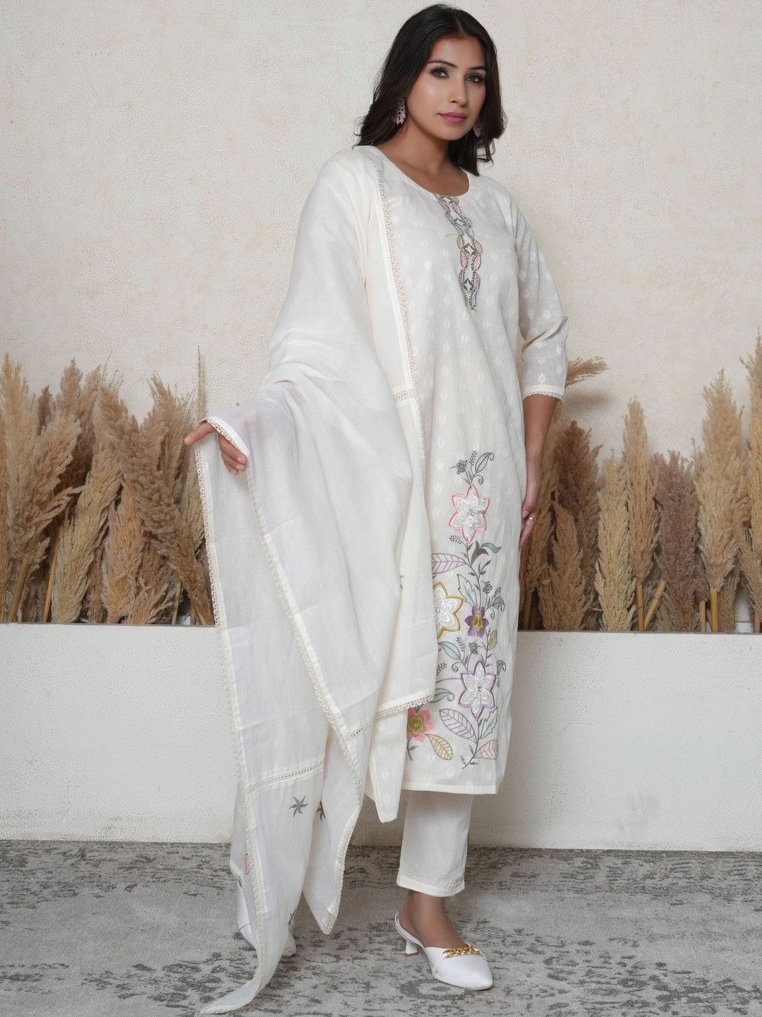 Paridhaanam Women Floral Embroidered Regular Thread Work Cotton Kurta Set With Dupatta