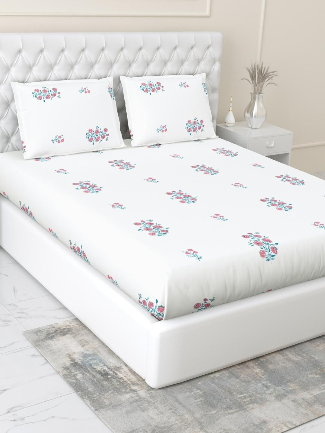 haus & kinder White & Blue 186 TC Fitted Cotton Double Queen Bedsheet Set 1.99 m x 1.53 m