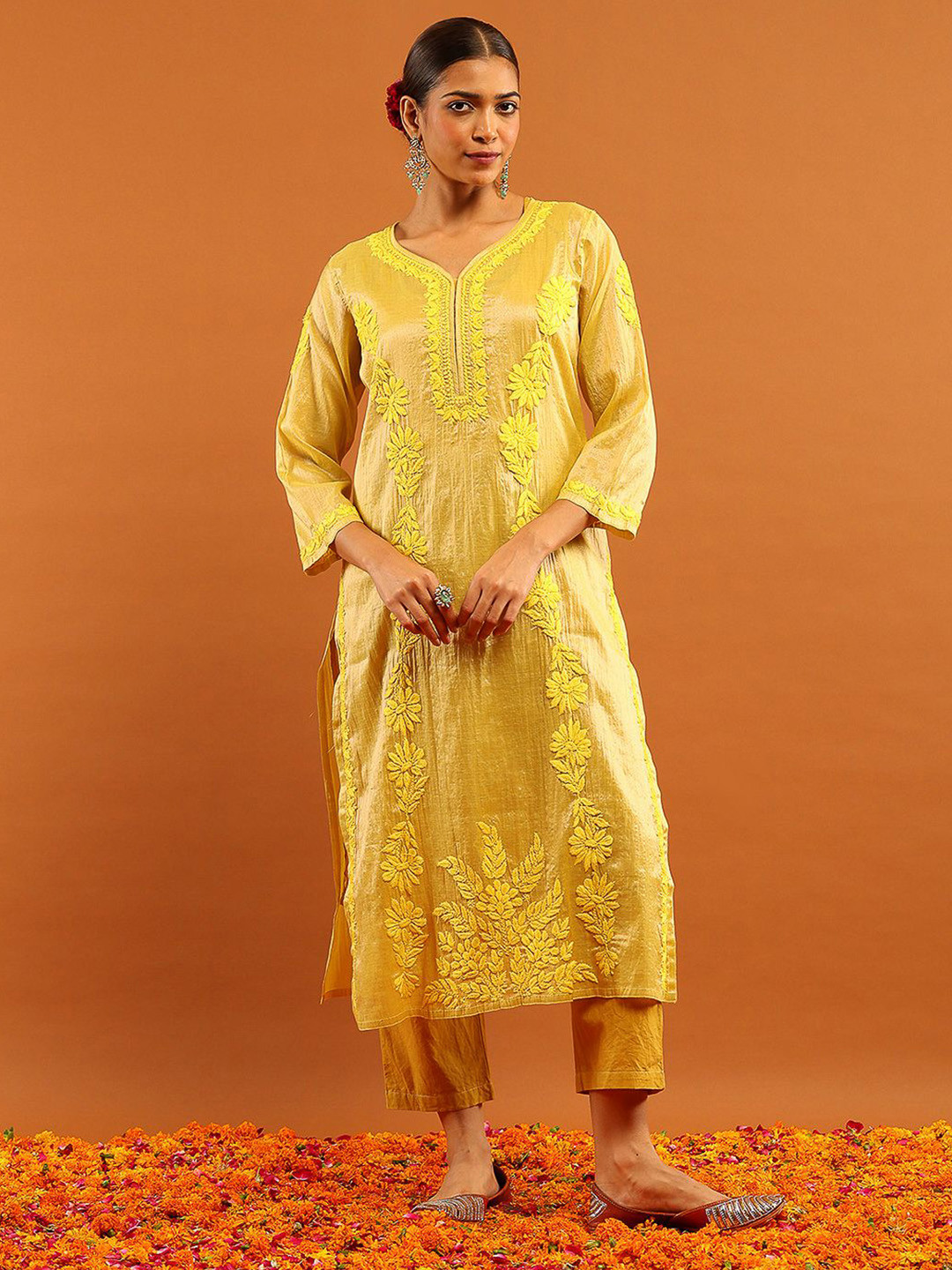 House of Chikankari Women Tissue Silk Chikankari Long Kurta With Inner