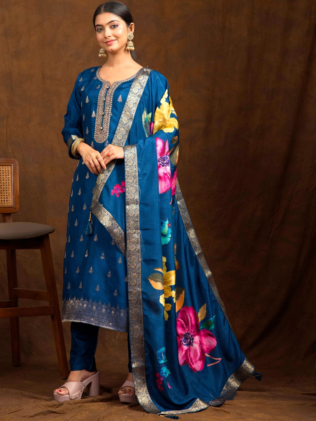 SHILL INTERNATIONAL Women Ethnic Motifs Woven Design Kurta with Trousers & Dupatta