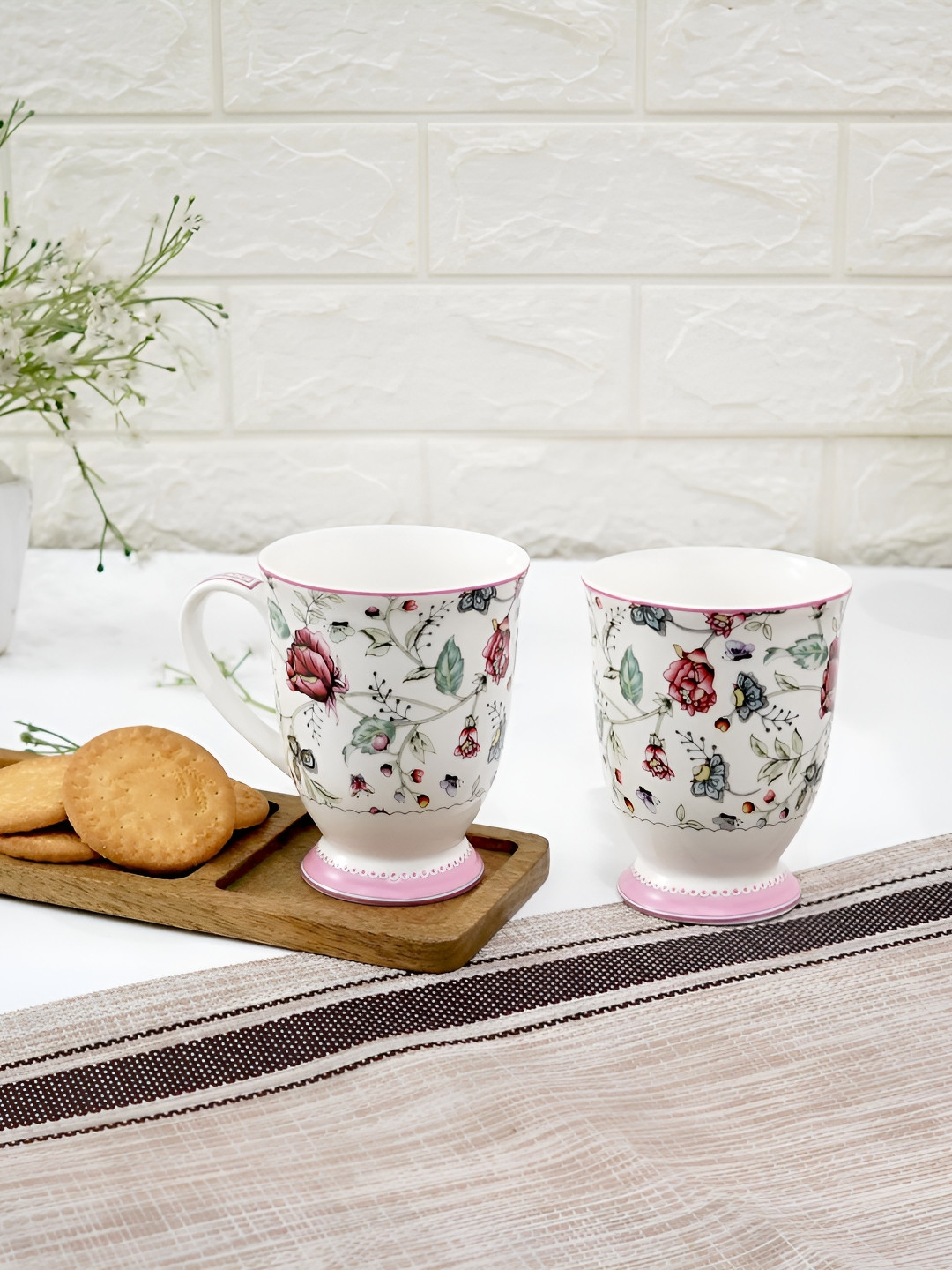 Femora White & Pink 2 Pieces Light Up Printed Ceramic Glossy Mugs 300 ml