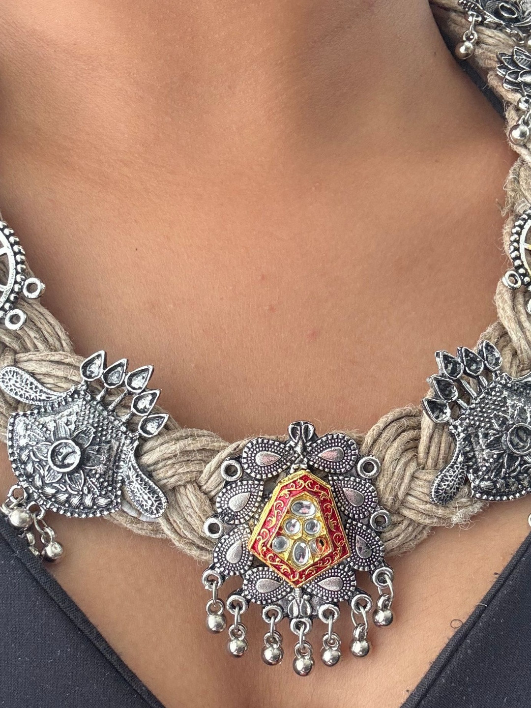 THE NAKHRA STORE Silver-Plated Kundan Studded & Ghungroo Beaded Oxidised Necklace