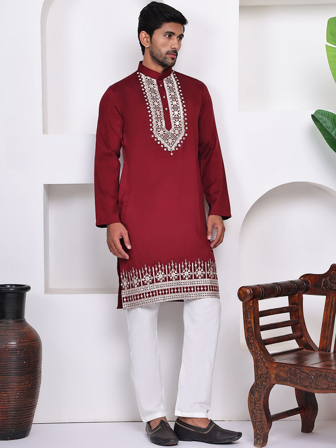RANGKALP Men Red Ethnic Motifs Embroidered Festive Straight Kurta