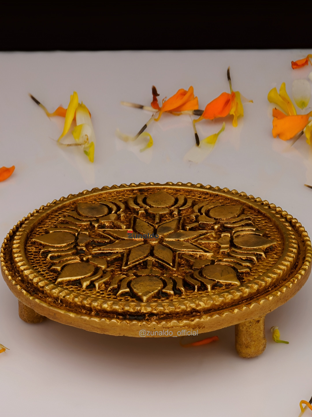 Zunaldo Textured Rectangular Chowkie