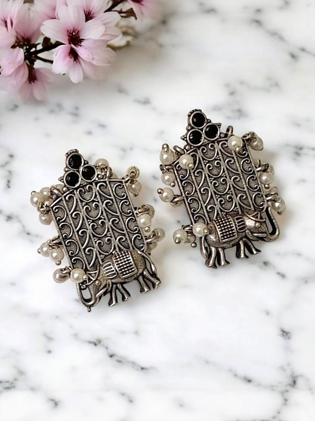 INDIAURA MODE Silver-Plated Stones Studded And Beaded Oxidised Animal Shaped Studs